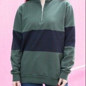 Brandy Melville Green and Navy Quarter-zip